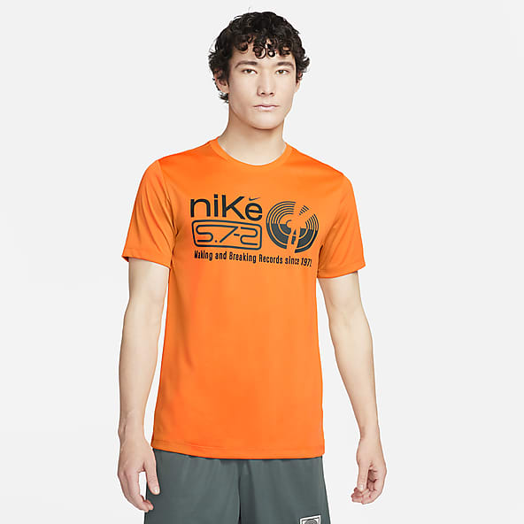 NIKE公式】 オレンジ トップス & Tシャツ【ナイキ公式通販】