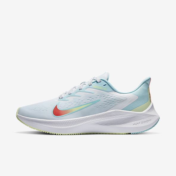 nice nike running shoes