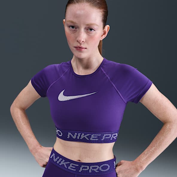 Nike Pro Women's Dri-FIT Short-Sleeve Cropped Graphic Top