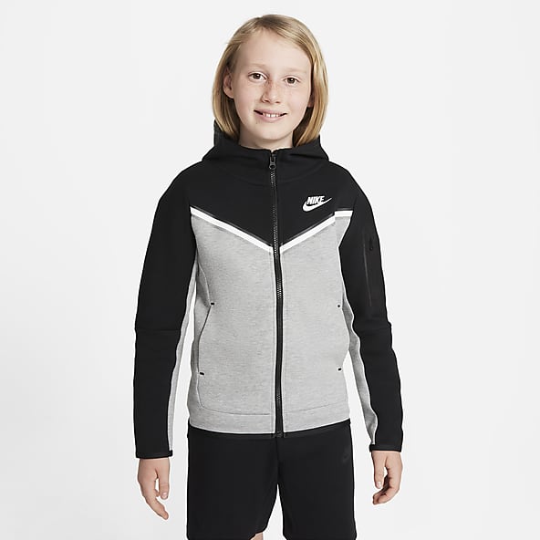tuta nike tech fleece nera e bianca