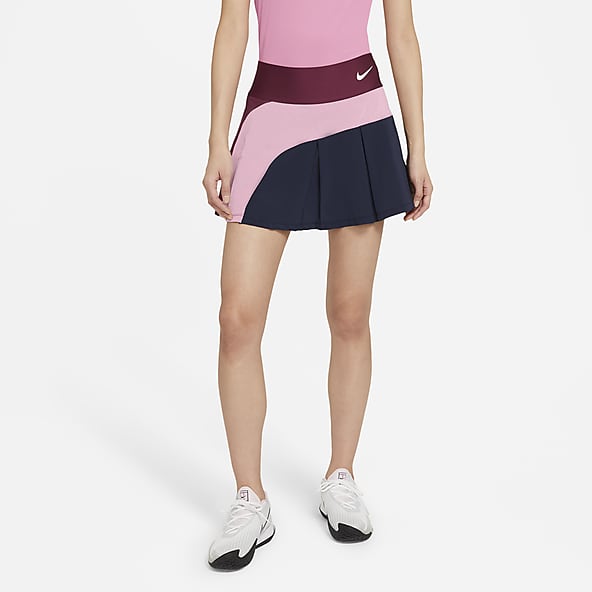 nike skirt outfit