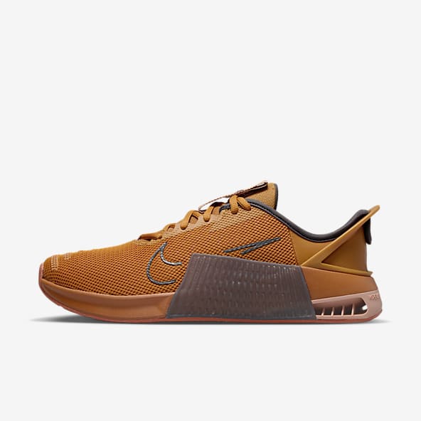 Mens orange nike hotsell