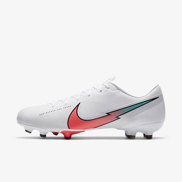 chaussure de foot nike synthétique