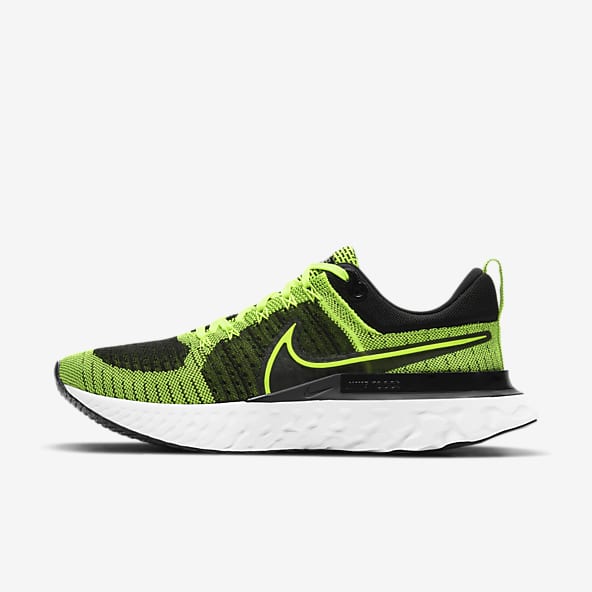 boys running trainers