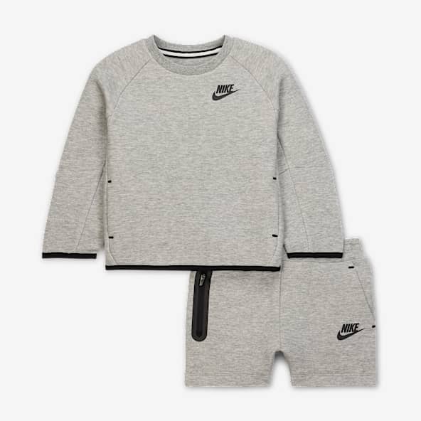 Nike Tech Fleece Baby (12-24M) 2-Piece Shorts Set