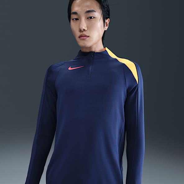 Nike Strike Playera de entrenamiento de fútbol Dri-FIT para hombre