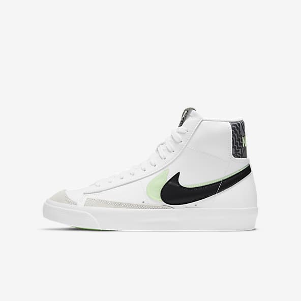 nike youth shoes nz
