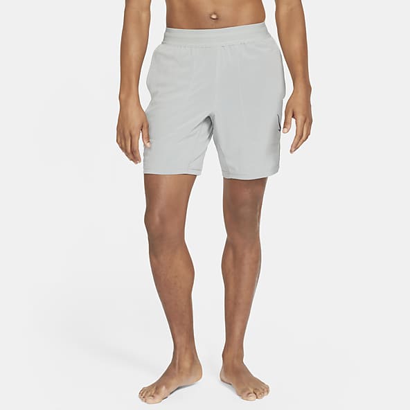 nike workout shorts with pockets