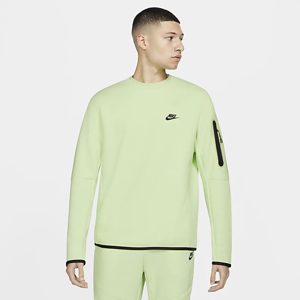 Tech Fleece Clothing. Nike IL