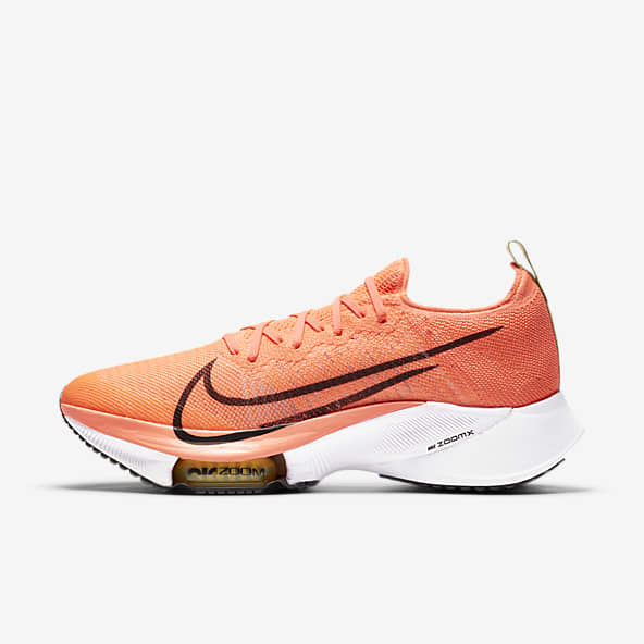 Running Shoes. Nike SG