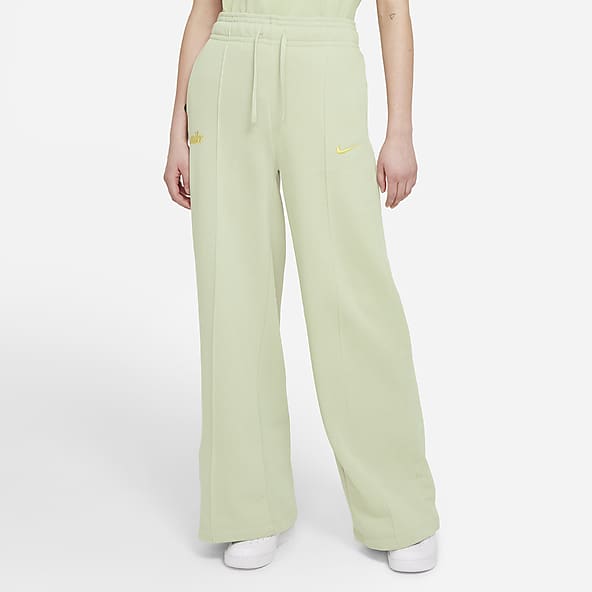 Women's Green Trousers & Tights. Nike CA