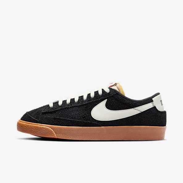 nike blazers low top black