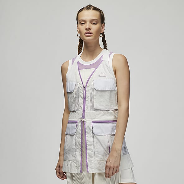 Women's Gilets. Nike GB