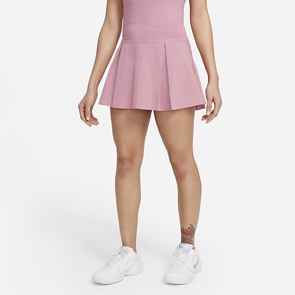 nike skirt outfit