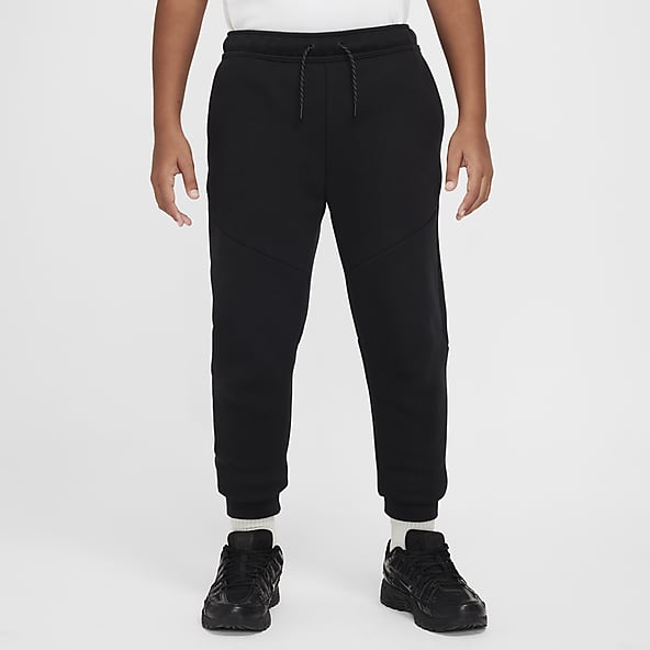 nike black joggers junior