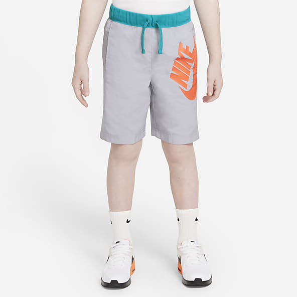cheap nike clothes near me