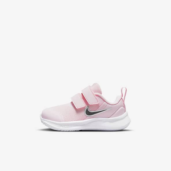 Infant girl sales nike sneakers