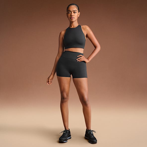 NikeSKIMS Matte Shorts de tiro alto de 8 cm para mujer