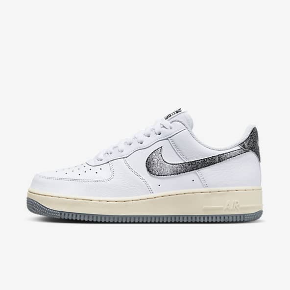 White Mens Nike Air Force Shoes, Size: 6-11