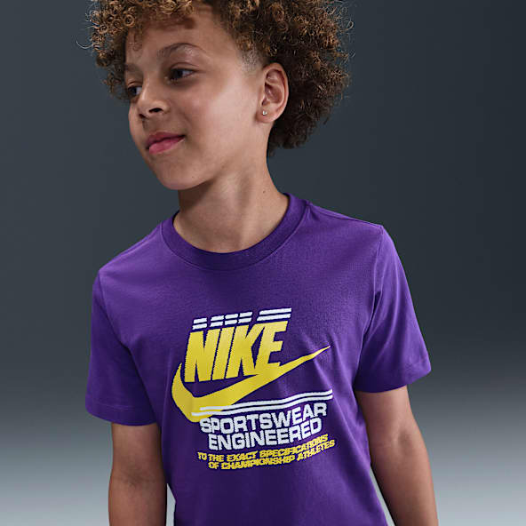 Nike Sportswear Big Kids' T-Shirt