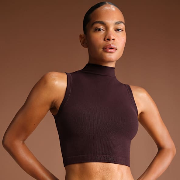 NikeSKIMS Vintage Seamless Women's Mock-Neck Long-Line Bra