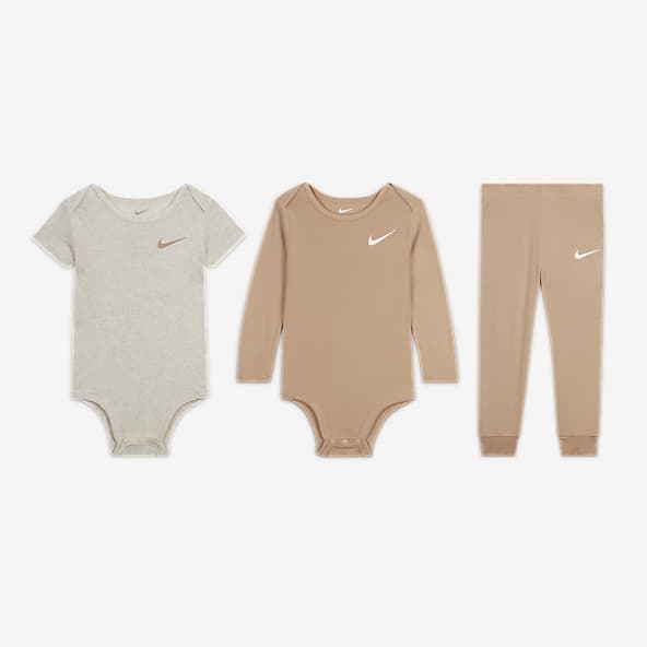 Nike Baby Girl Short Sleeve Bodysuits 3 Pack