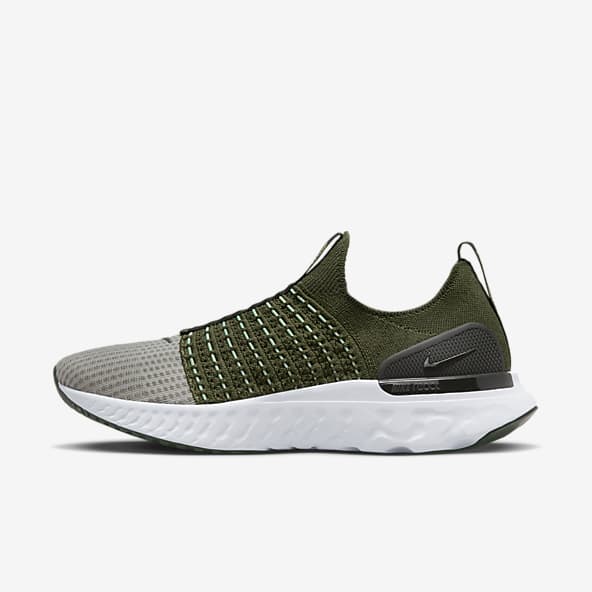 nike laceless training shoes