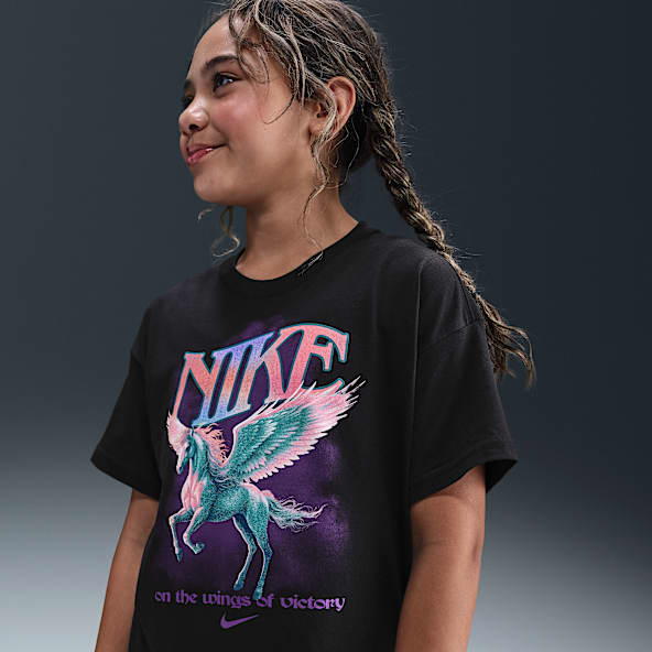 Nike Sportswear Older Kids' (Girls') T-Shirt