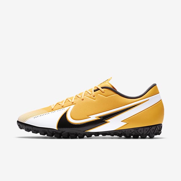 chaussure de foot homme nike
