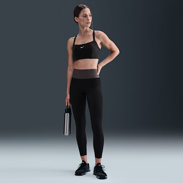 Nike Universa Women's Medium-Support High-Waisted 7/8 Leggings with Pockets