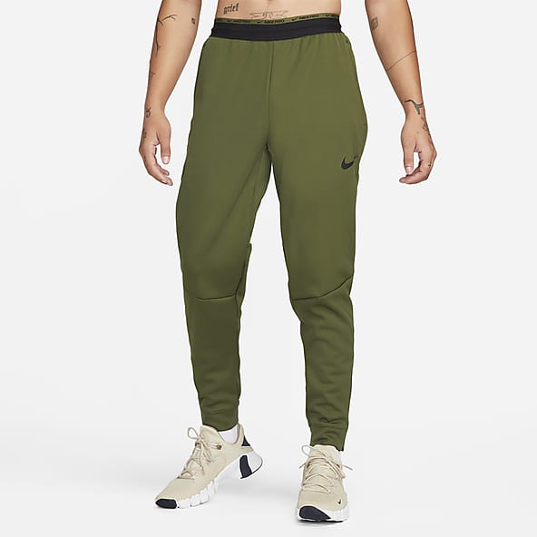 Sportkleding en fitness-kleding. Nike BE
