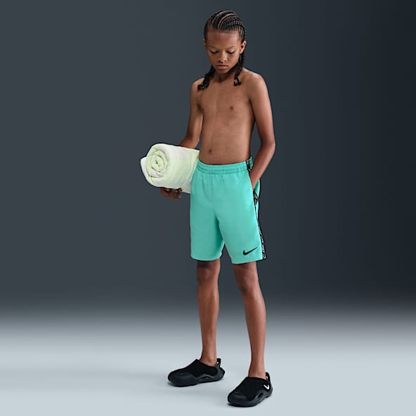 Nike Swim Logo Tape Lap Shorts de vóleibol de 18 cm para niño