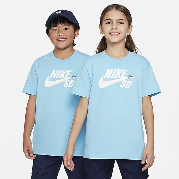 Boys Graphic T Shirts. Nike JP