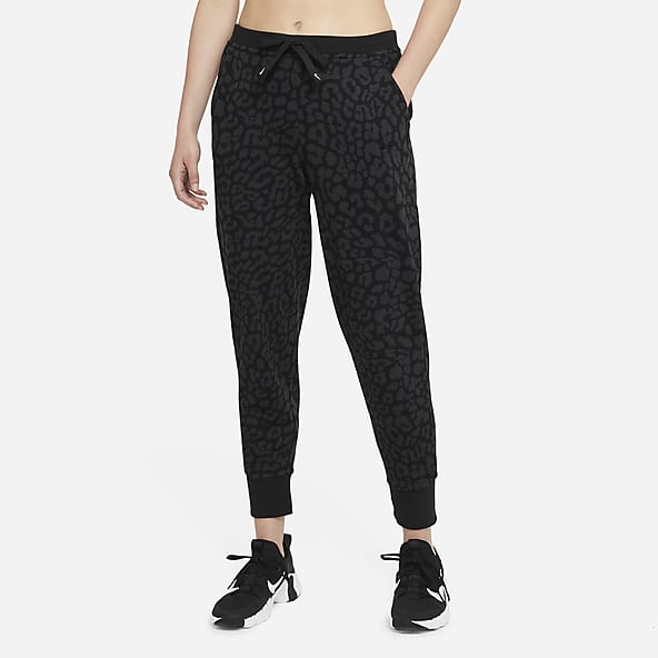 women's nike therma joggers