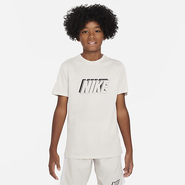 NIKE - Camiseta negra AR5254-010 Niño