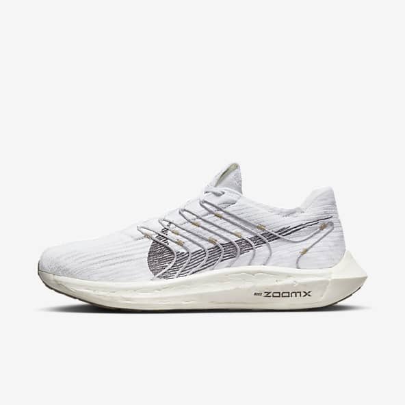 Mens white nike clearance flyknit
