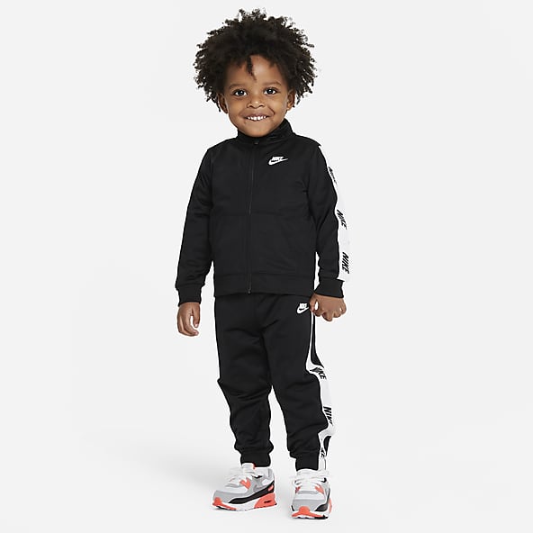 Baby black shop nike tracksuit