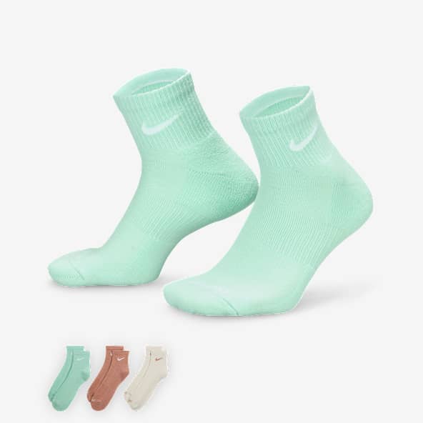 Nike Everyday Plus Cushioned Training Ankle Socks (3 Pairs)