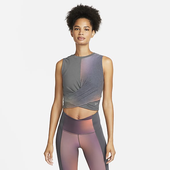 modelo Centralizar El cuarto Womens Yoga Clothing. Nike.com
