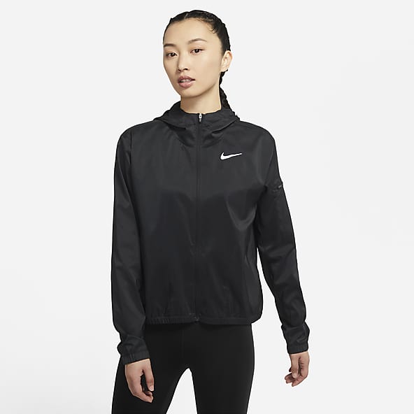 nike impossibly light 女子防晒连帽跑步夹克
