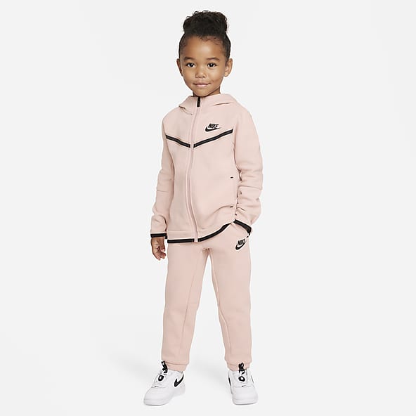 nike outfit sets womens