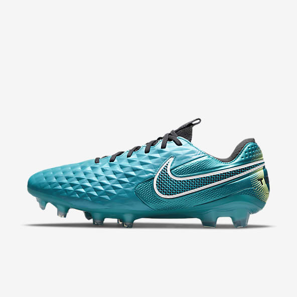 Tiempo Football Boots. Nike GB