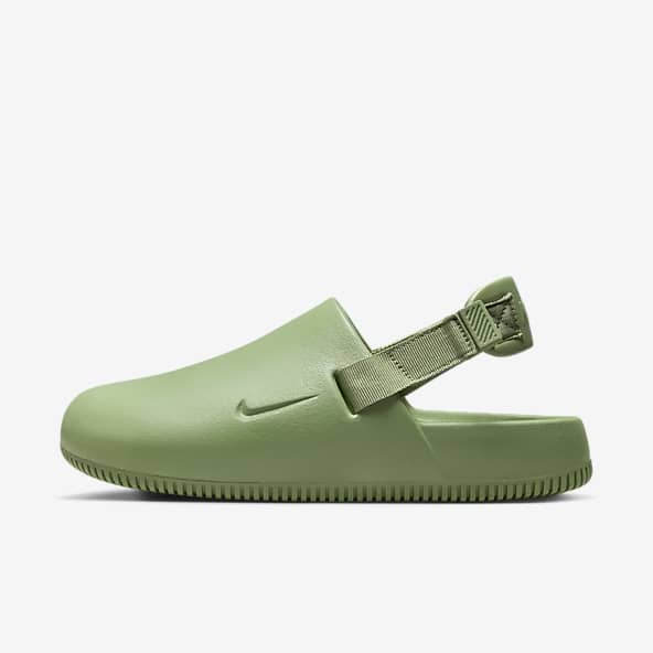 Women's Green Sandals. Nike FI