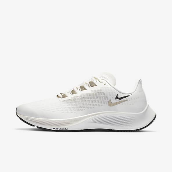 nike trainers in white