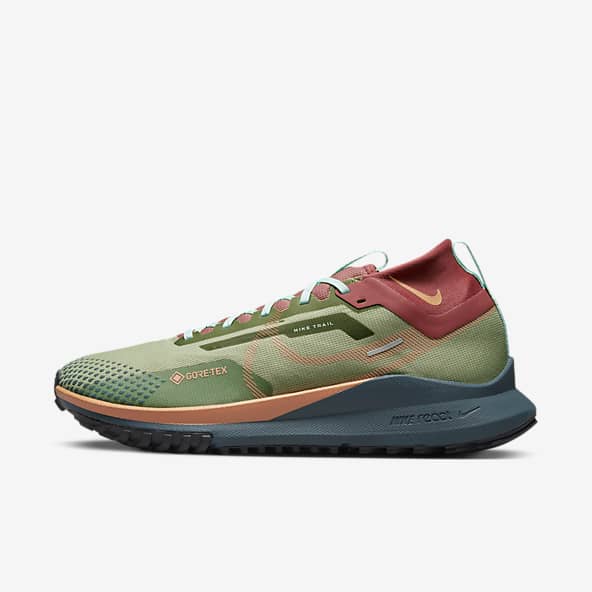 Wasserdicht Schuhe. Nike CH