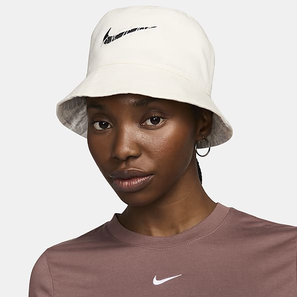 Women's Bucket Hats White. Nike PH