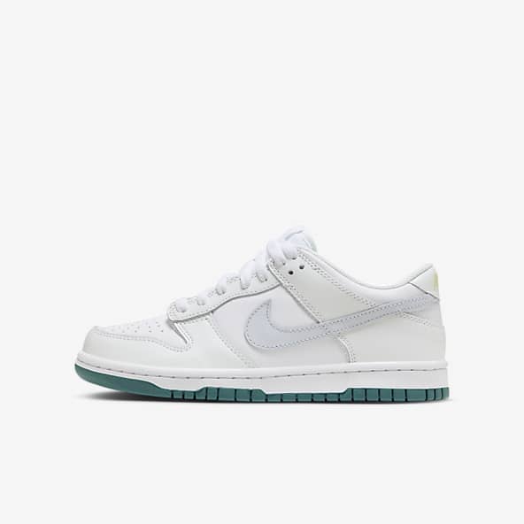 Nike boys trainers  Page 2/4 - Gumtree