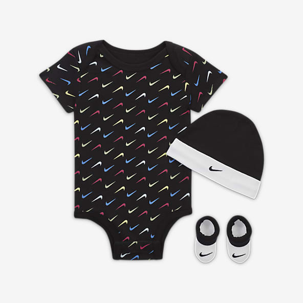 Baby nike gift on sale sets
