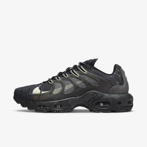 Nike Air Max Plus. Nike GB