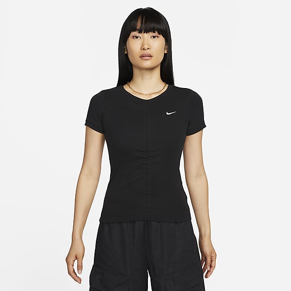 Nike - Sportswear Essential Cropped Logo Tee – FLAVOUR '99